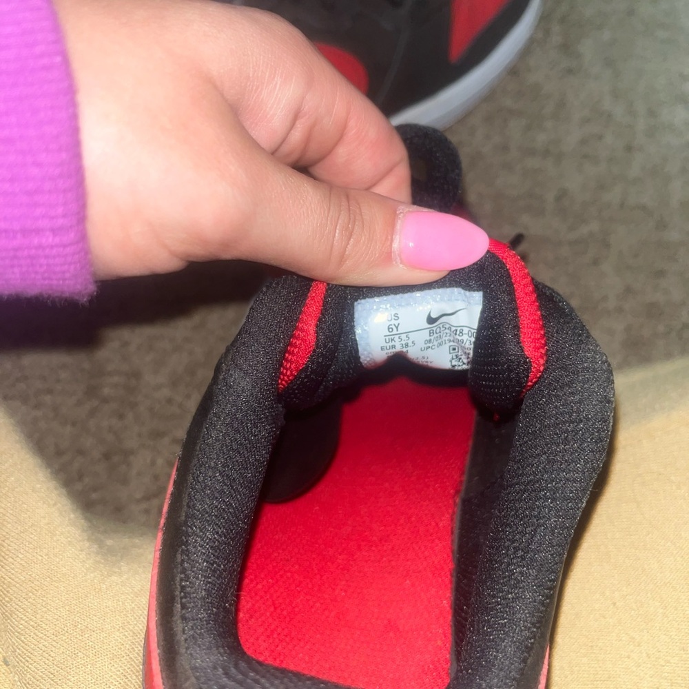 Nike Dunks - Picture 4 of 4
